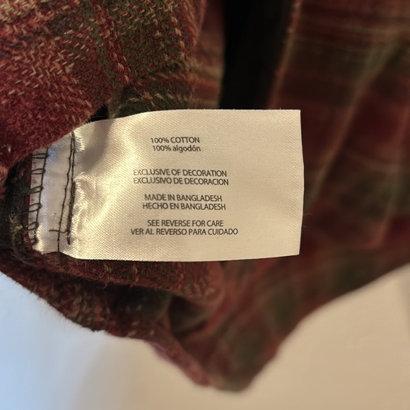 Orvis thick button down flannel size medium - Picture 5 of 7